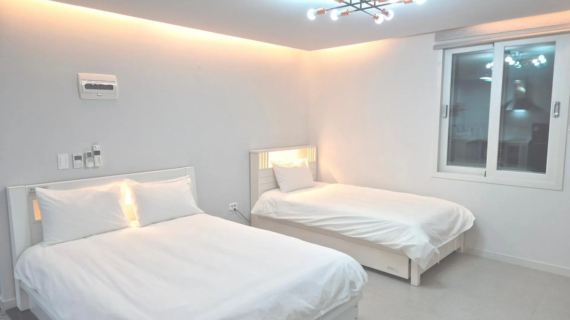 Liverpool & Spa Jeju 0*,